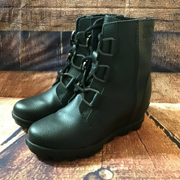 Sorel Other - Sorel Joan of Arctic II Girls Size 2 Black Boots